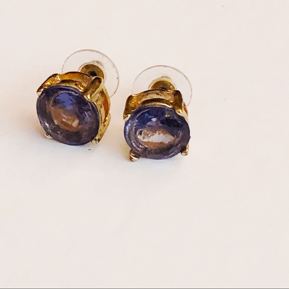 Gumdrop Stud Earrings in Opaque Lavender